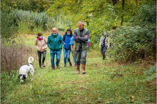 San Miniato Tuscany truffle hunting experience truffle, cooking and wine tasting