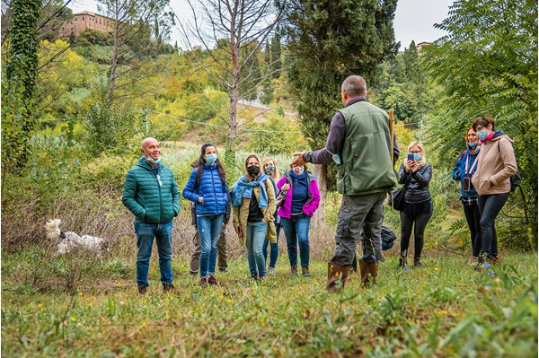 San Miniato Tuscany truffle hunting experience truffle, cooking and wine tasting