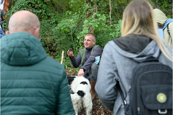 San Miniato Tuscany truffle hunting experience truffle, cooking and wine tasting